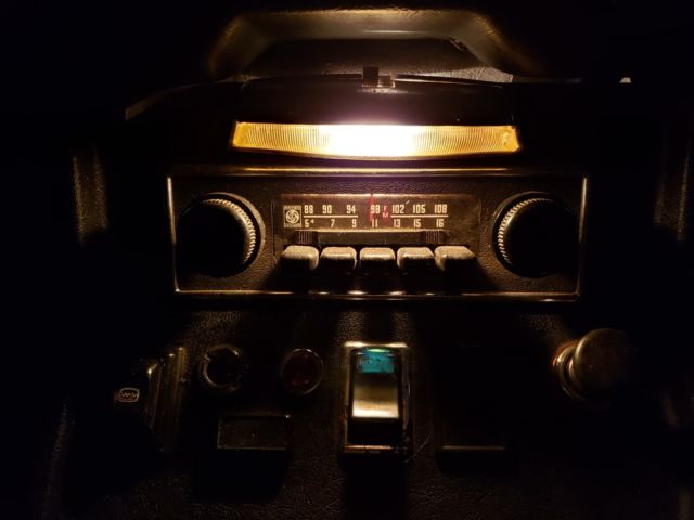 1974 White MG MGB Coupe