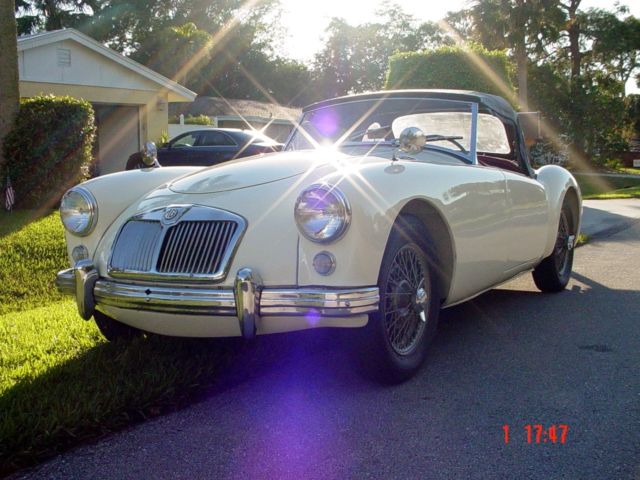 1962 Silver MG MGA