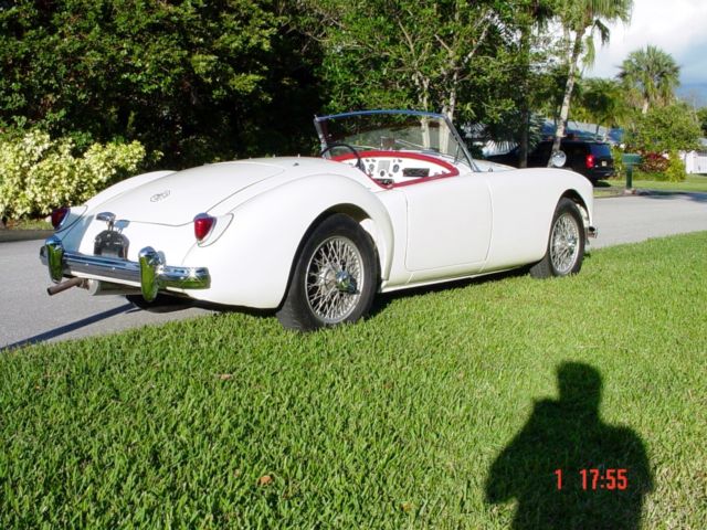 1962 Silver MG MGA