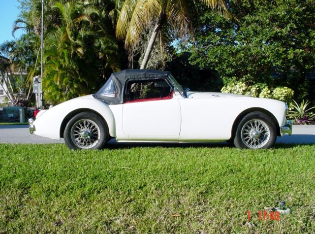 1962 Silver MG MGA