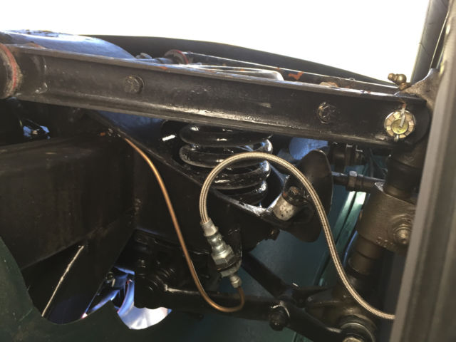 1957 British racing Green MG MGA Convertible / Roadster 