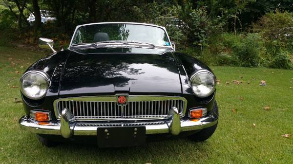 1969 Red MG MGB Hatchback