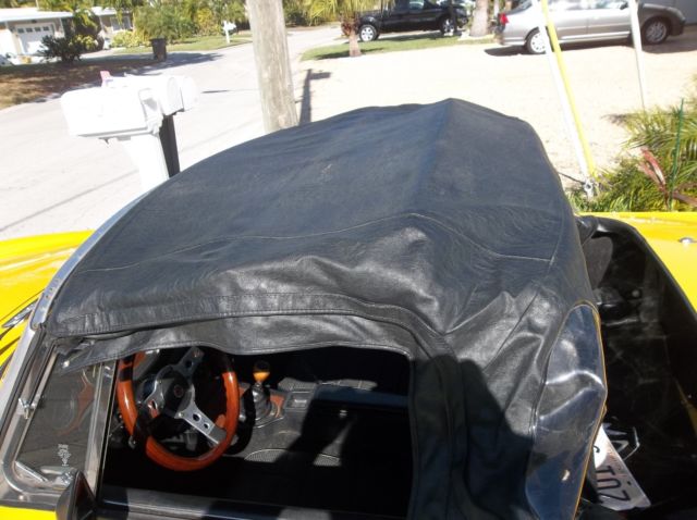 1978 Yellow MG MGB Convertible