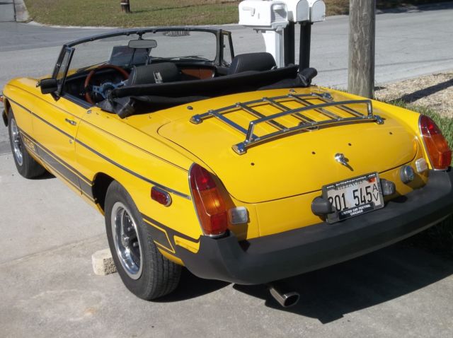1978 Yellow MG MGB Convertible