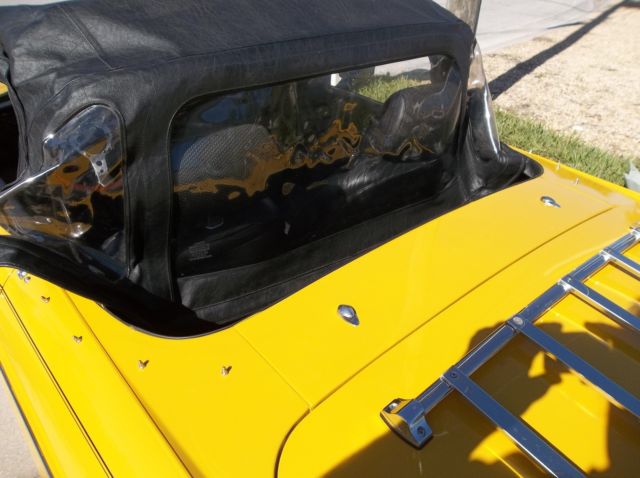 1978 Yellow MG MGB Convertible