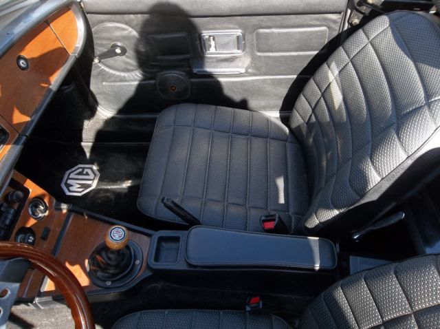 1978 Yellow MG MGB Convertible