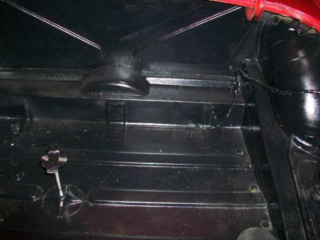 1976 Red MG MGB Convertible