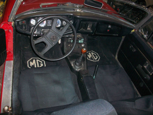 1976 Red MG MGB Convertible