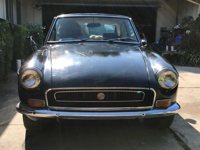 1971 Black MG MGB Coupe