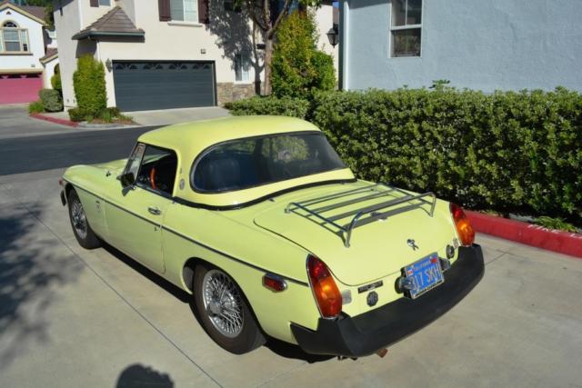 1976 Yellow MG MGB Convertible