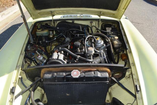 1976 Yellow MG MGB Convertible