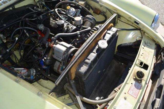 1976 Yellow MG MGB Convertible