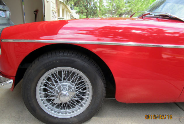 1970 Red MG MGB GT Hardtop