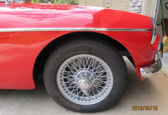 1970 Red MG MGB GT Hardtop