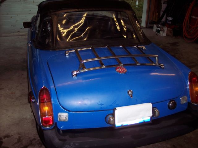1976 Blue MG MGB