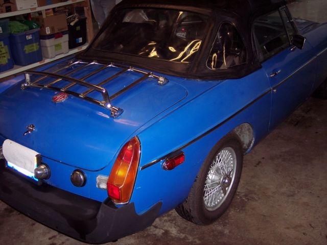 1976 Blue MG MGB