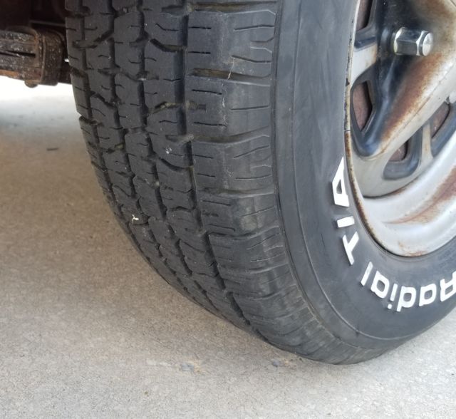 1977 Red MG MGB Convertible