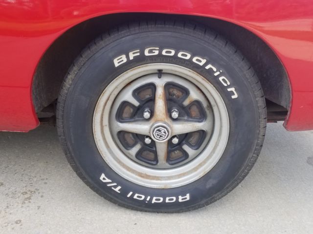 1977 Red MG MGB Convertible