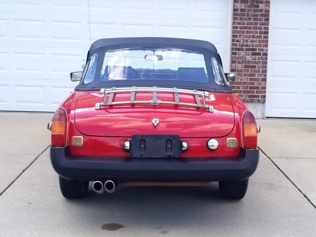 1977 Red MG MGB Convertible