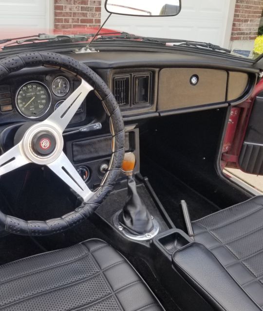 1977 Red MG MGB Convertible