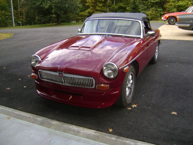 1973 Burgundy MG MGB Convertible