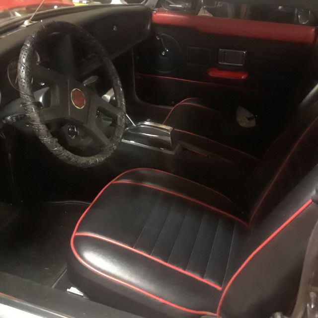 1977 Red MG MGB Convertible