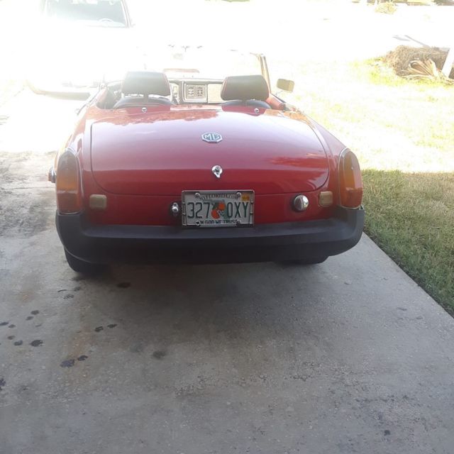 1977 Red MG MGB Convertible