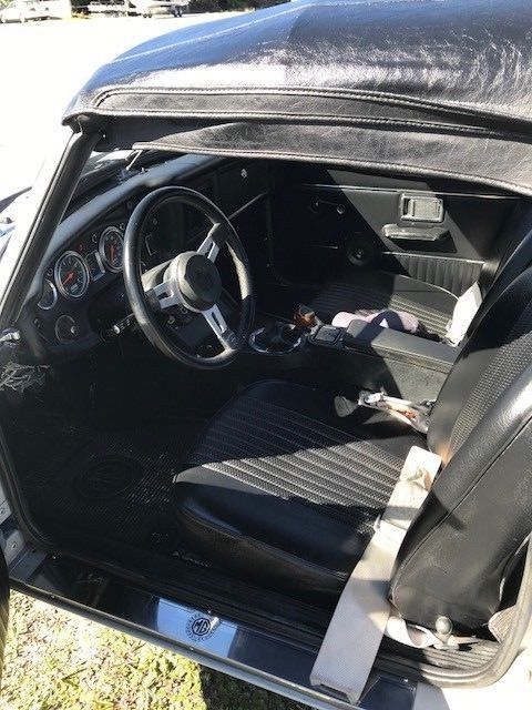 1973 Silver MG MGB Convertible
