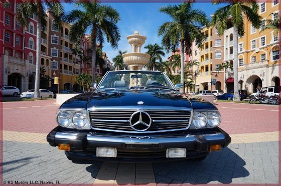 1986 Blue Mercedes-Benz SL-Class Convertible
