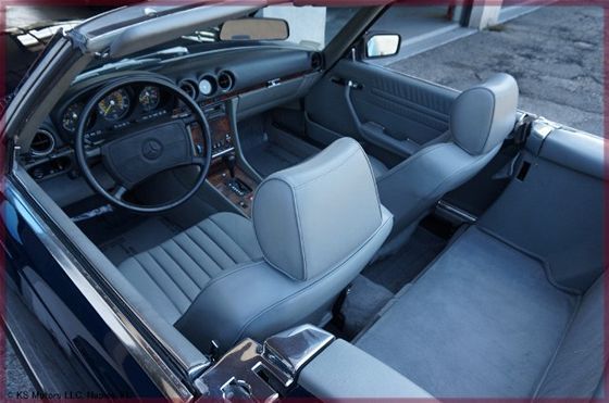 1986 Blue Mercedes-Benz SL-Class Convertible