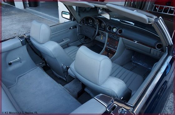 1986 Blue Mercedes-Benz SL-Class Convertible