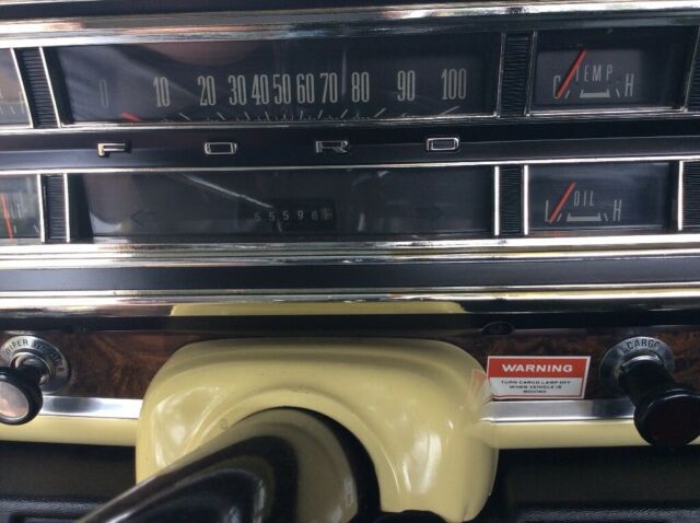 1972 Yellow Ford F-100