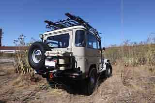 1973 Sand Toyota Land Cruiser SUV