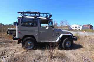 1973 Sand Toyota Land Cruiser SUV