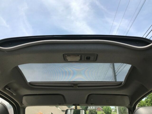 1994 White Mitsubishi Other Micro van