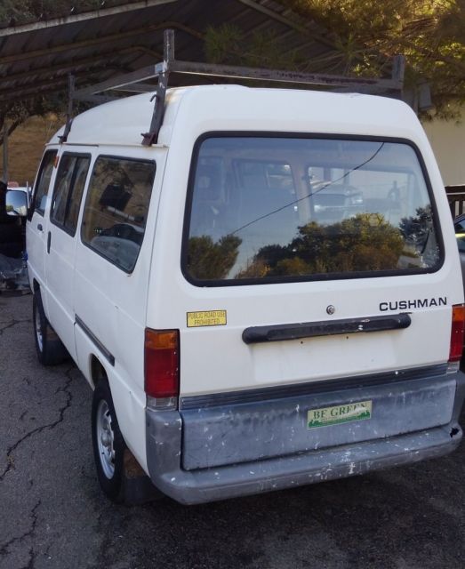 1980 White Mitsubishi Van Minivan