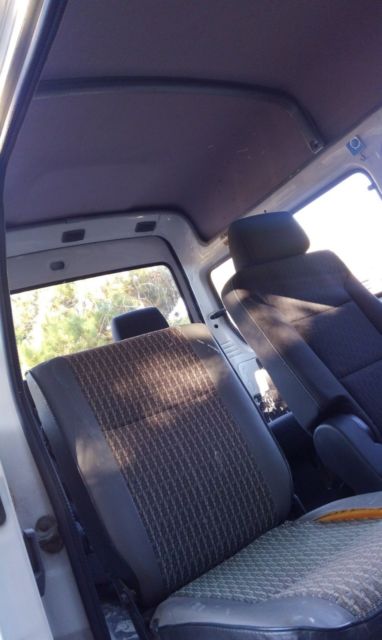 1980 White Mitsubishi Van Minivan