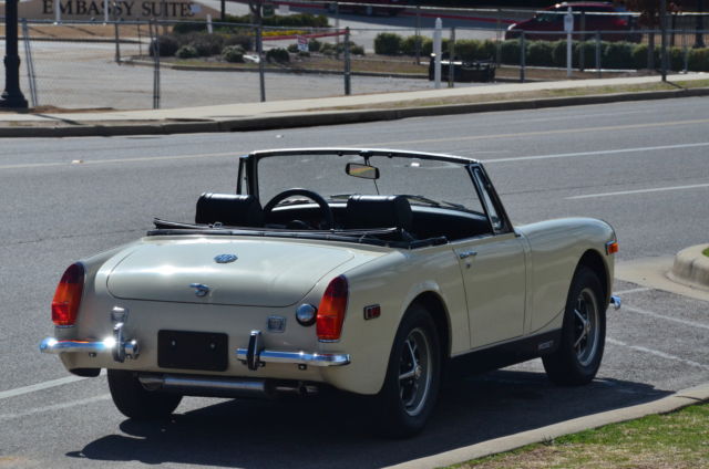 1973 White MG Midget Convertible