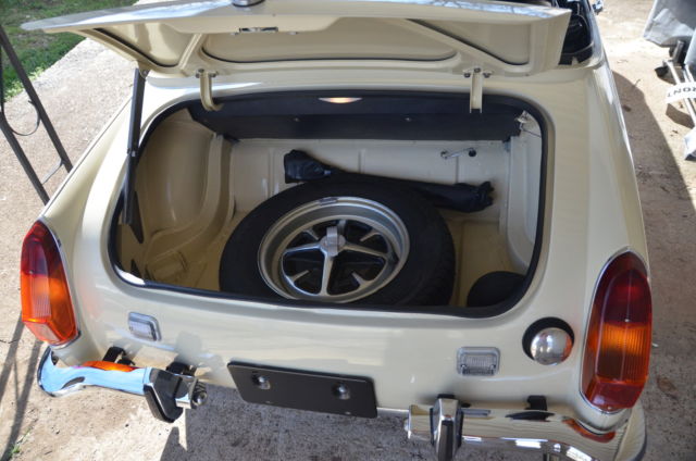 1973 White MG Midget Convertible