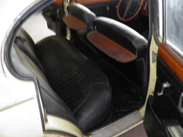 1962 Yellow Jaguar 3.8 Sedan