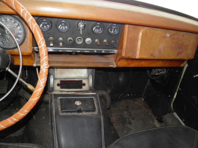 1962 Yellow Jaguar 3.8 Sedan