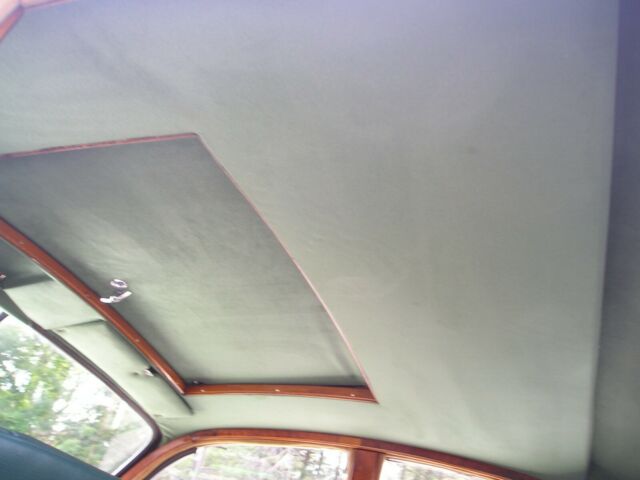 1951 Green Jaguar Mark VII Sedan