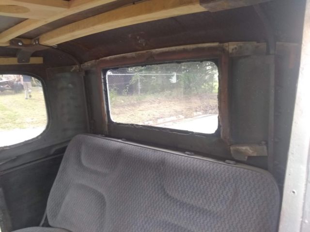 1930 Silver Ford Model A coupe