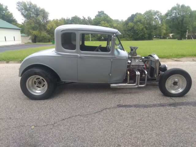 1930 Silver Ford Model A coupe