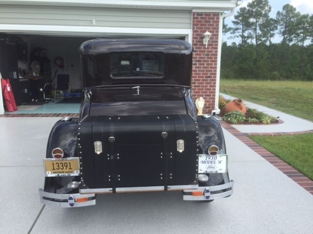 1930 Brown Ford Model A Coupe