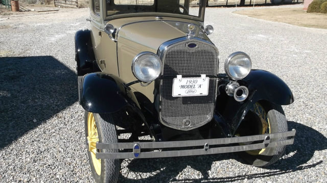 1930 two tone   tan/light green Ford Model A Coupe