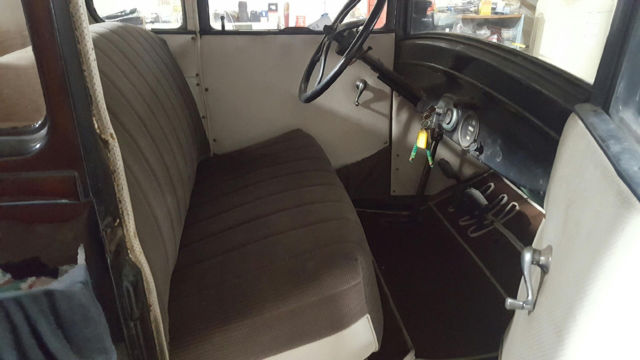 1922 rust Ford Model T C cab