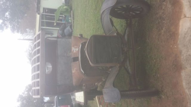1922 rust Ford Model T C cab