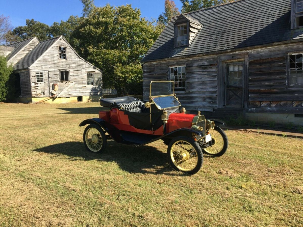 1911 Red Ford Model T Convertible