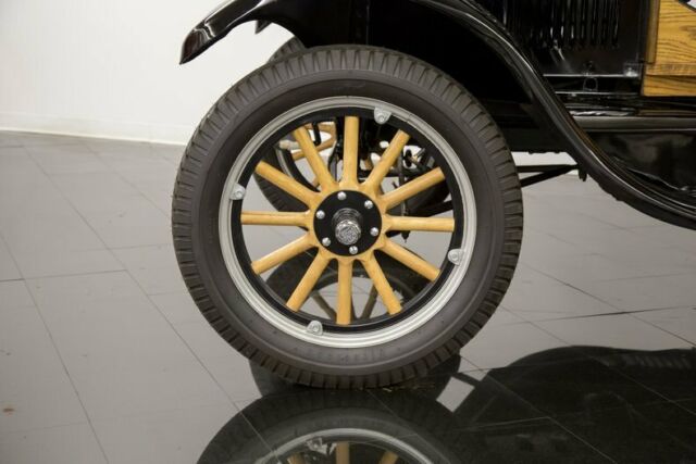 1926 Black Ford Model T Truck